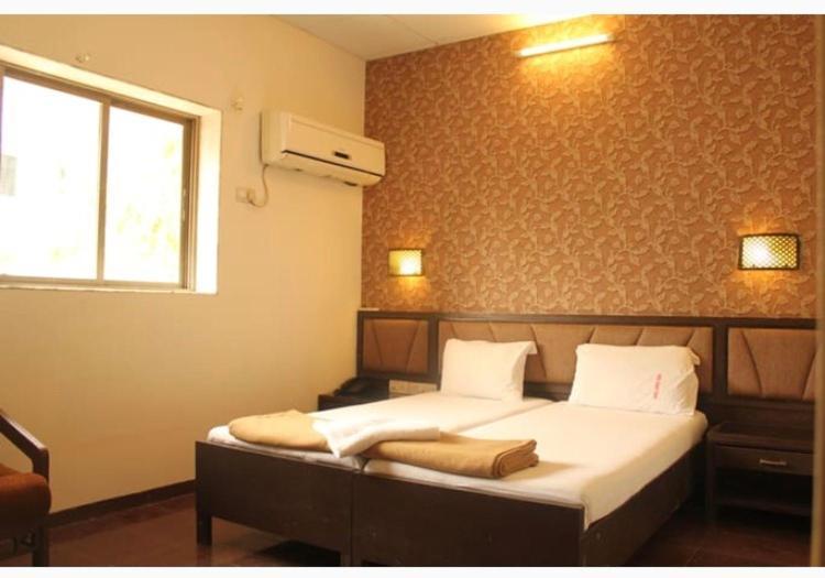 Hotel Ganesh Palace Bombay Extérieur photo